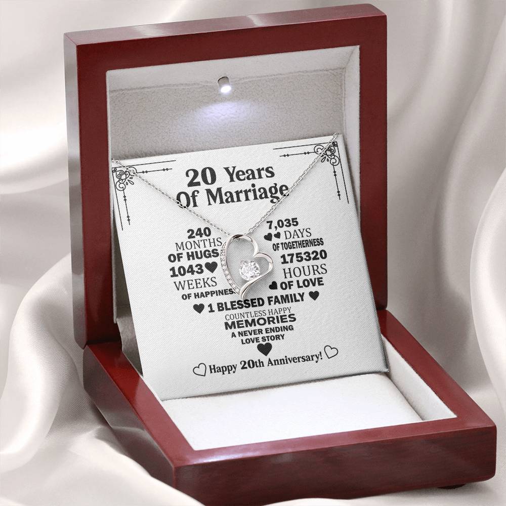 Elegant 20th Anniversary Necklace for Wife – Timeless Keepsake with Romantic Message from Loving Husband