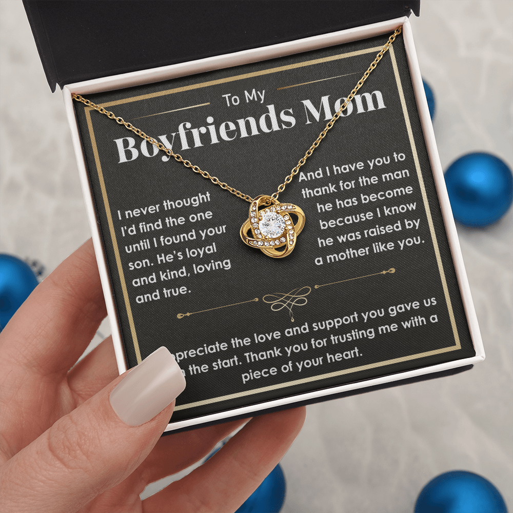 To My Boyfriend's Mom Necklace – A Sentimental Gift to Express Gratitude and Love, Perfect Gift for Boyfriend's Mom