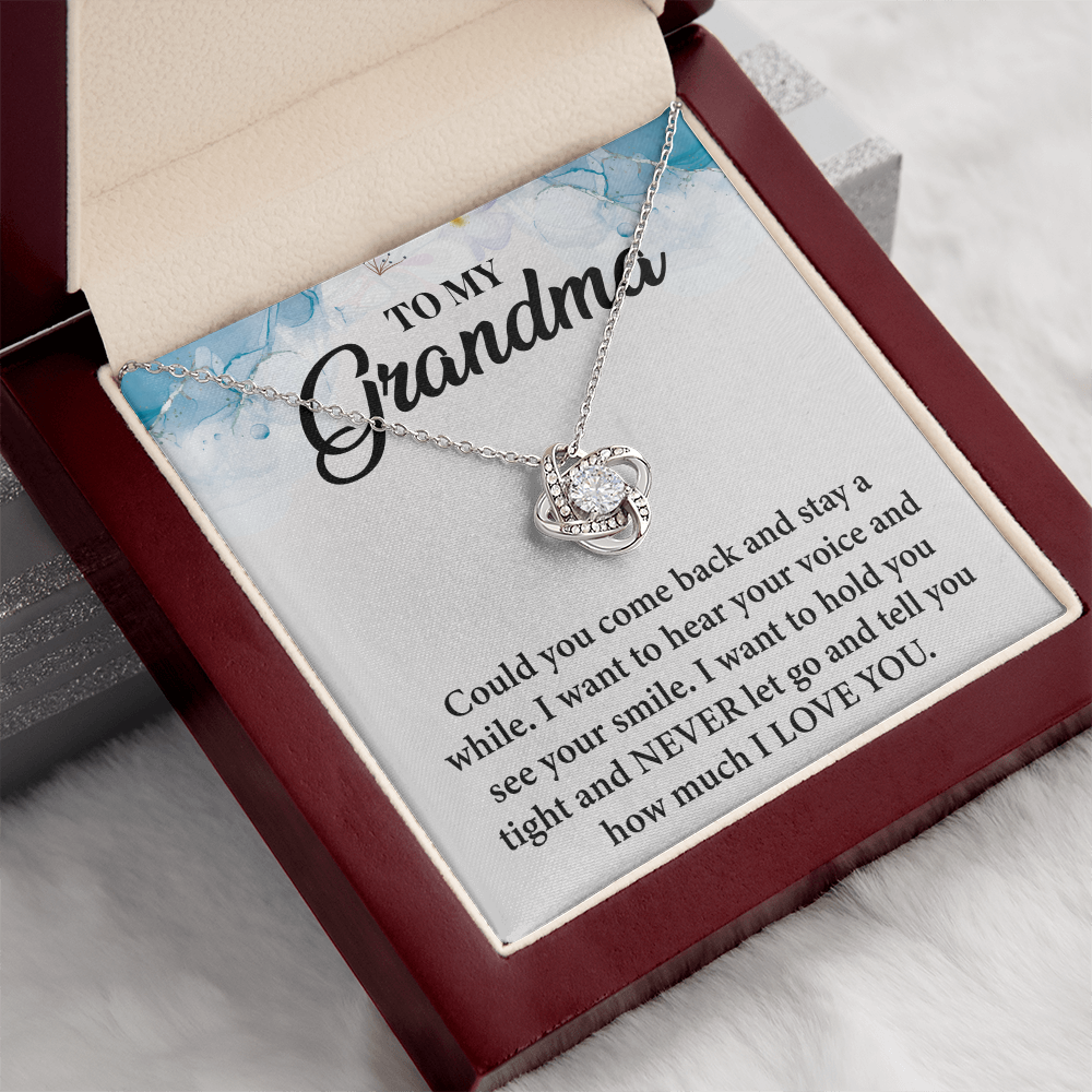 Best Gifts for Grandma – Elegant Love Knot Necklace, A Symbol of Love and Appreciation