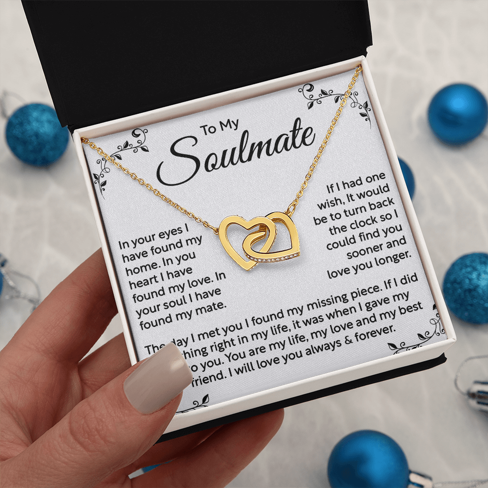 To My Soulmate – Interlocking Heart Necklace, A Romantic Gift of Eternal Love
