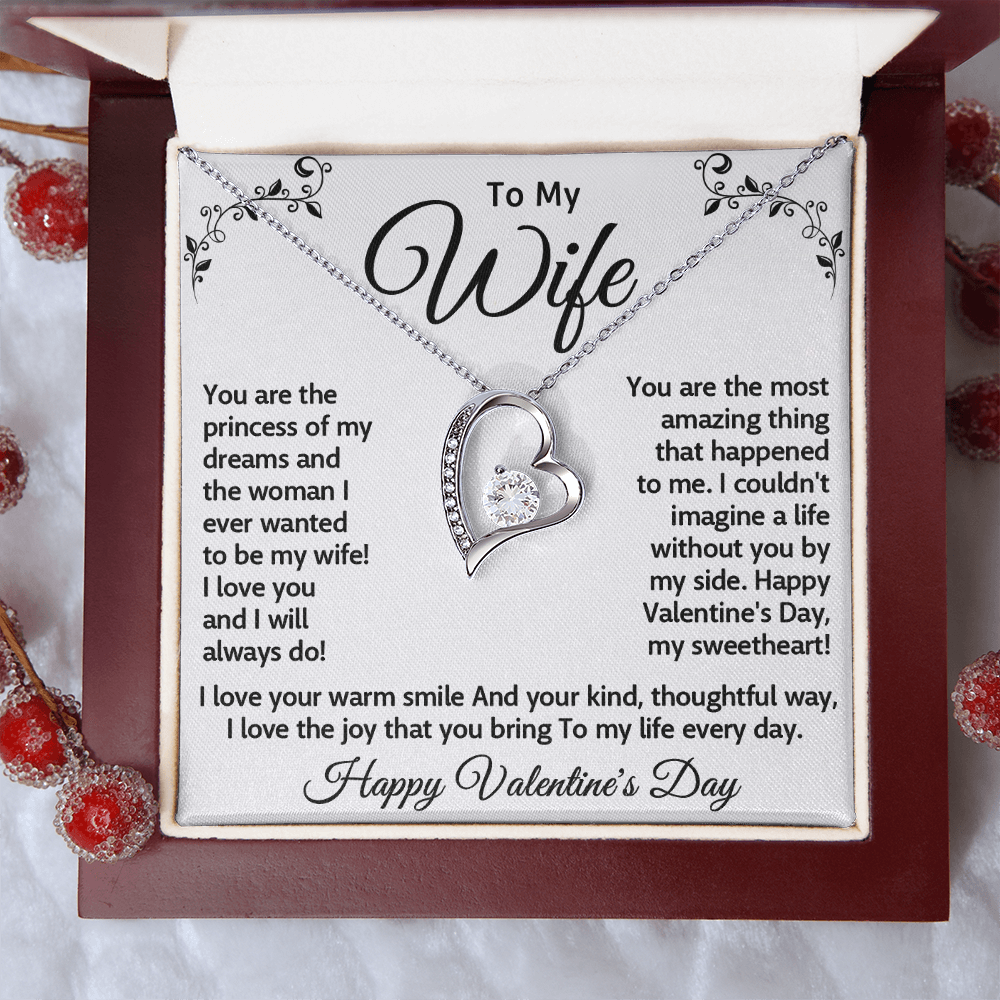To My Wife – Forever Love Necklace, A Valentine's Day Gift for My Princess, Celebrating the Woman I Adore