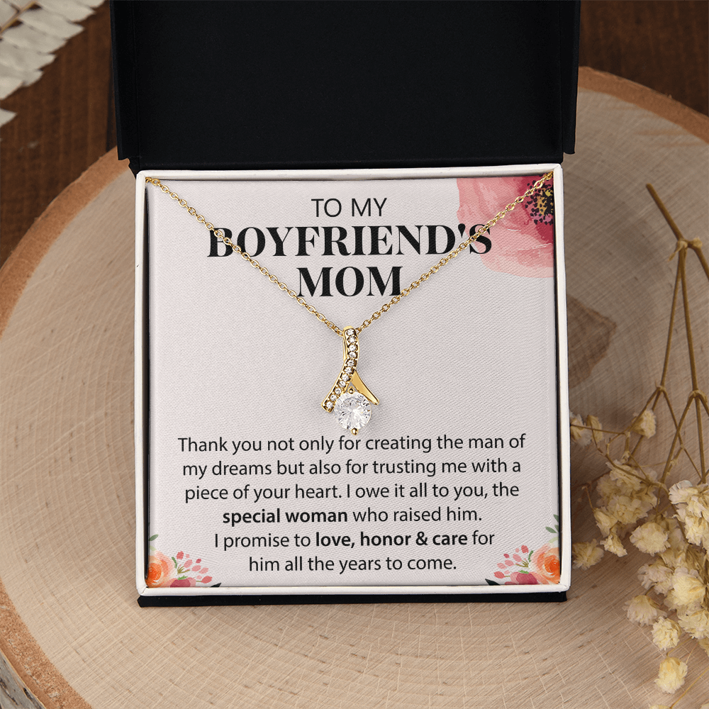 Gift Ideas for Boyfriend's Mom – Elegant Love Knot Necklace with a Meaningful Message Card
