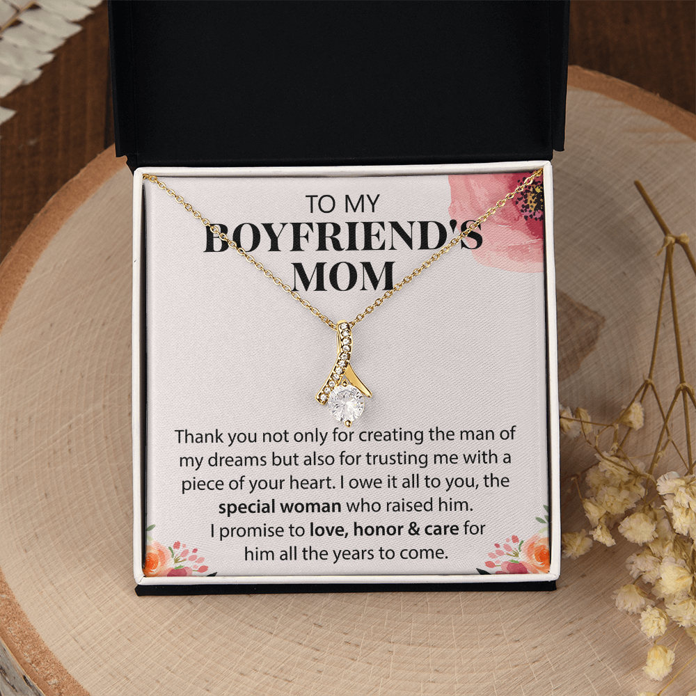 Gift Ideas for Boyfriend's Mom – Love Knot Necklace with Meaningful Card