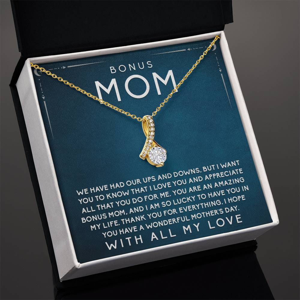 Heartwarming Bonus Mom Necklace, Meaningful Gift for Mother's Day to Show Love and Appreciation for Your Incredible Stepmom