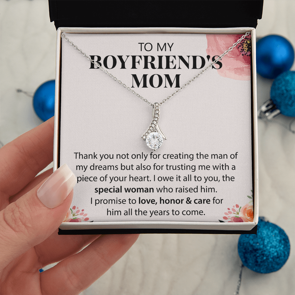 Gift Ideas for Boyfriend's Mom – Elegant Love Knot Necklace with a Meaningful Message Card