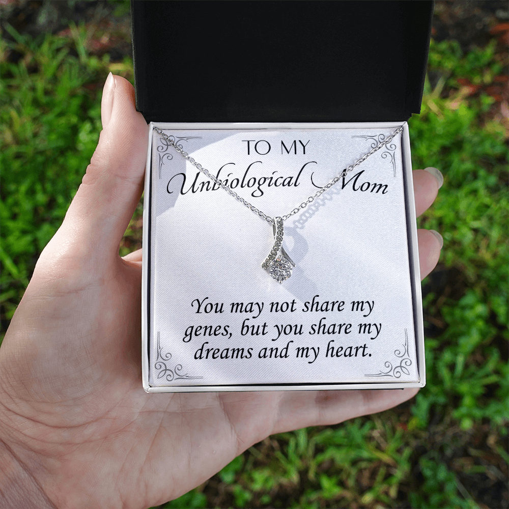 To My Unbiological Mom Necklace – Alluring Beauty Gift for Stepmom or Adopted Mom