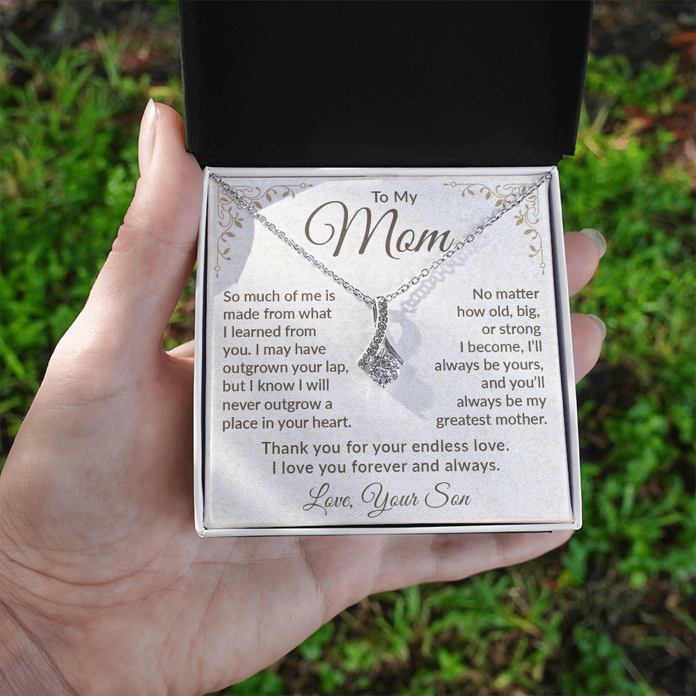 Alluring Beauty Necklace – Celebrate Love and Gratitude for Mom