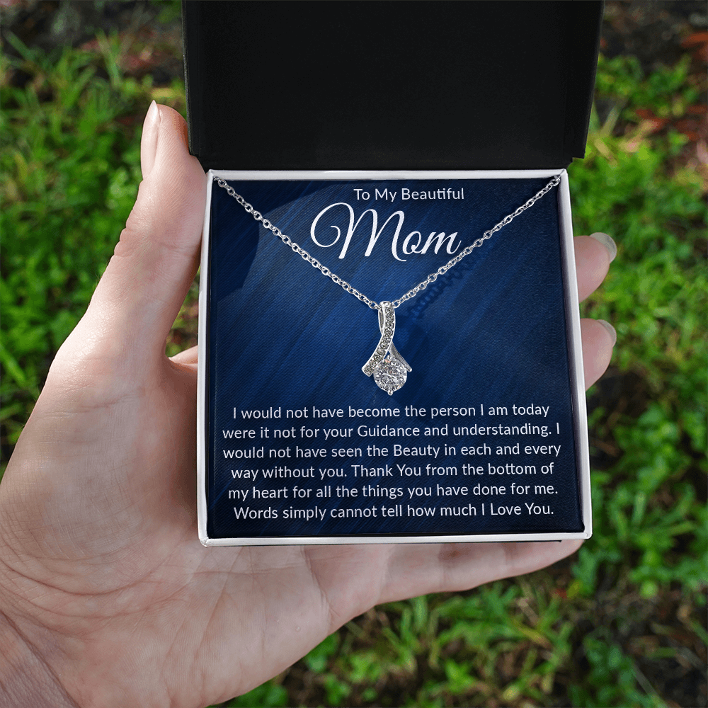 Alluring Beauty Necklace – Thoughtful Valentine's Day Gift for Mom