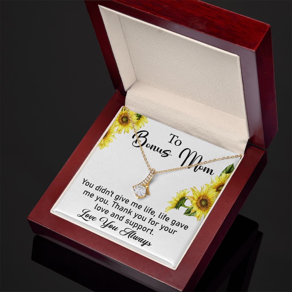 Bonus Mom Alluring Beauty Necklace – Stunning Jewelry Gift with Sparkling Gemstone