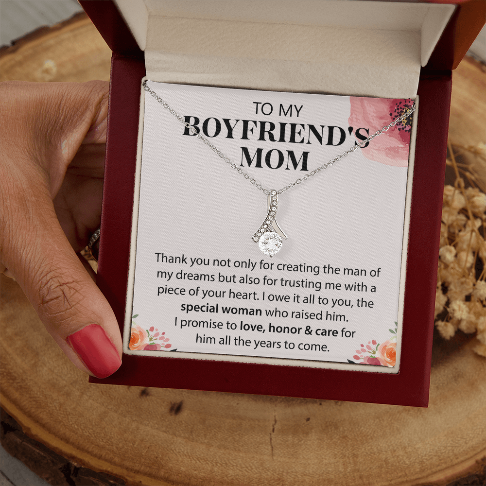 Gift Ideas for Boyfriend's Mom – Love Knot Necklace with Meaningful Card