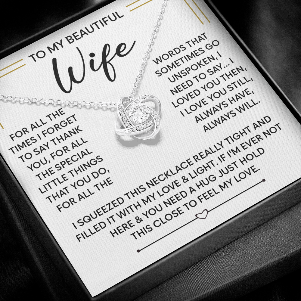 To My Beautiful Wife - You Make My Heart Truly Happy - Love Knot Necklace