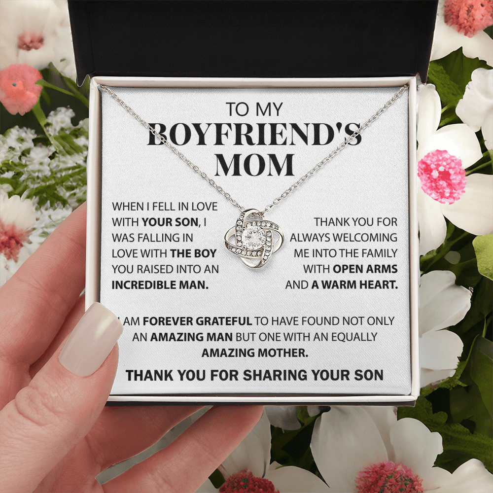 To My Boyfriend's Mom Necklace – Unique Gift Idea for Boyfriend's Mom