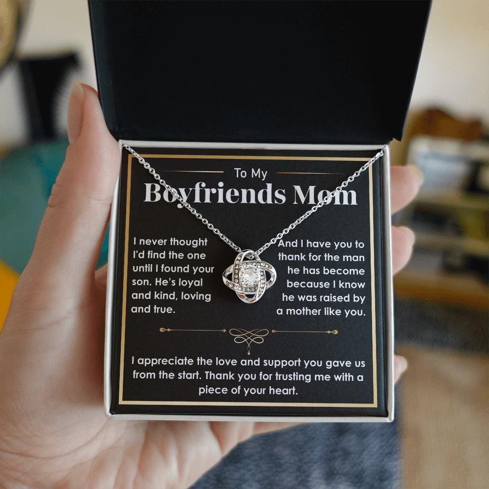 To My Boyfriend's Mom Necklace – Best Sentimental Gift for Boyfriend's Mom, Gifts for My Boyfriend's Mom