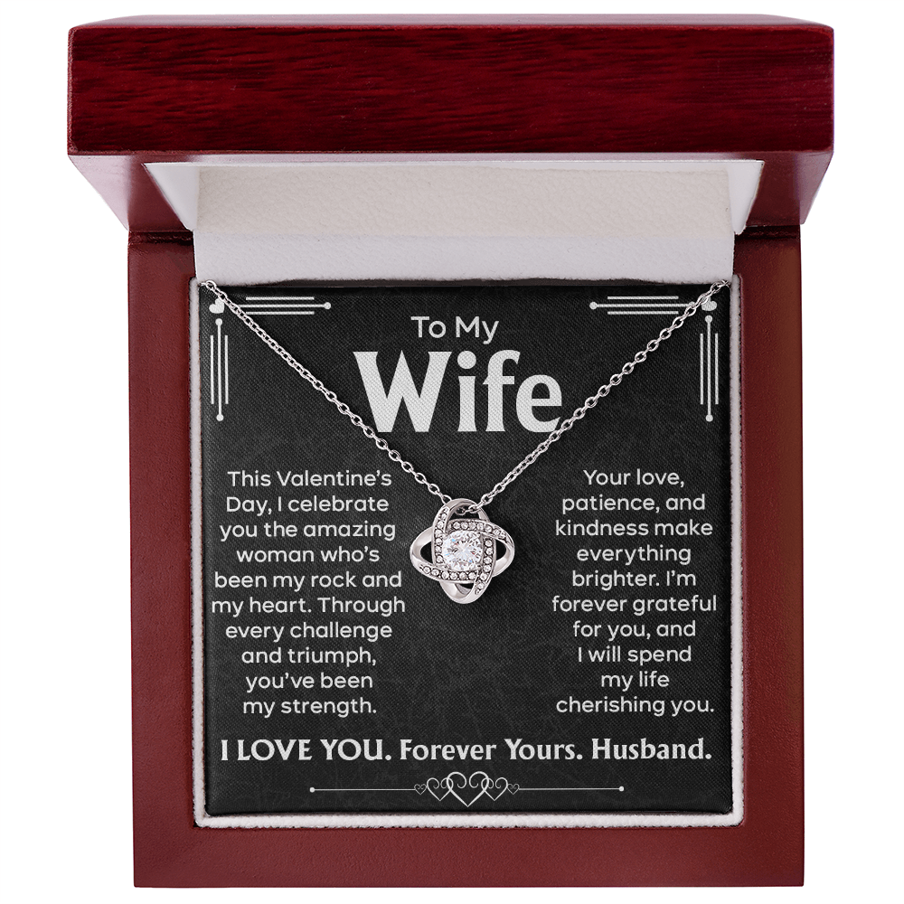 Love Knot Necklace for Wife – A Romantic Valentine's Day Gift