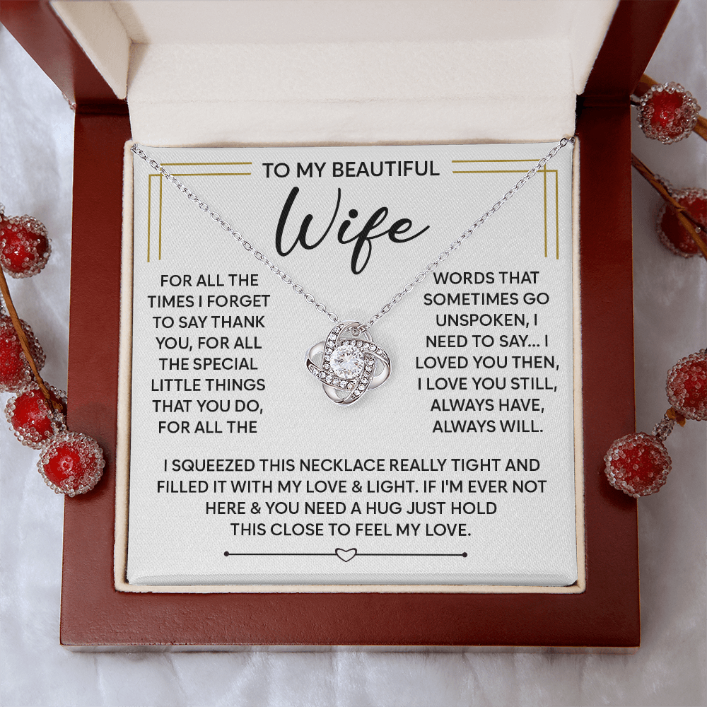 To My Beautiful Wife - You Make My Heart Truly Happy - Love Knot Necklace